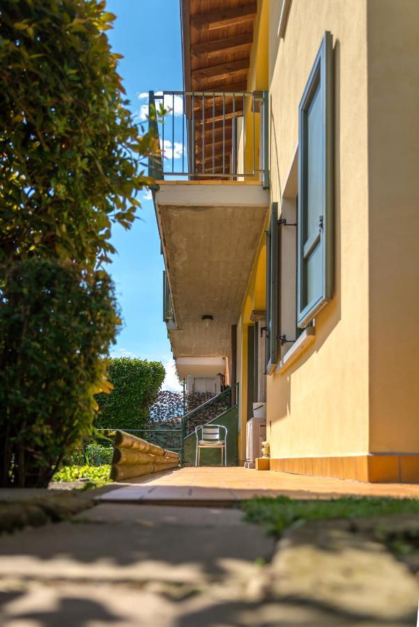 ピゾーニェCasa Di Rosiアパートメント エクステリア 写真